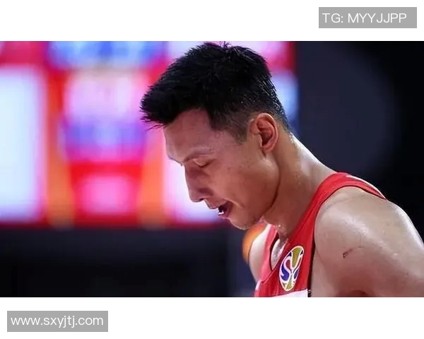 易建联重返赛场展现传奇风采球迷热议他的职业生涯与未来发展方向